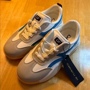De Florance Women's Low-Top Sneakers in Blue and White